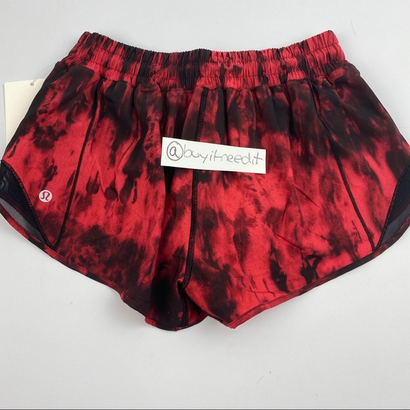 Lululemon Hotty Hot low rise 2.5” lined - Picture 4 of 4